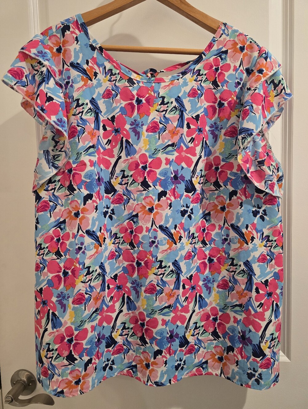 Lightweight Floral Blouse